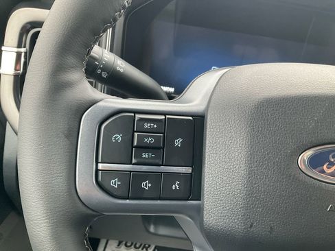 New 2026 Ford F250 Lariat w/ Black Appearance Package AWD/4WD image 19