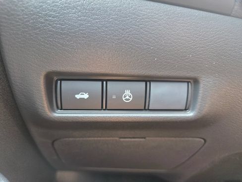 Used 2026 Nissan Sentra SV w/ SV Convenience Package FWD image 12