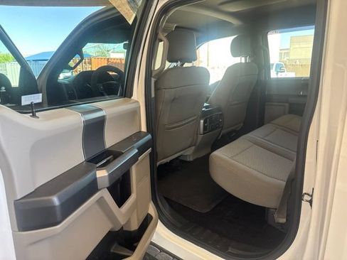 Used 2017 Ford F150 XLT w/ Equipment Group 302A Luxury AWD/4WD image 5