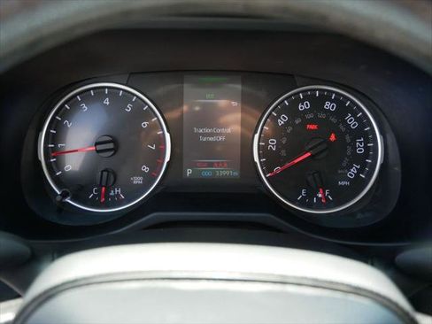 Certified 2022 Toyota RAV4 LE AWD/4WD image 17