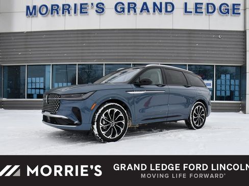 New 2026 Lincoln Nautilus Reserve AWD/4WD image 1