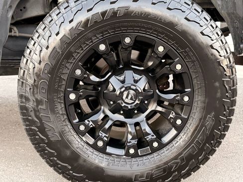 Used 2018 Toyota Tundra Platinum image 58