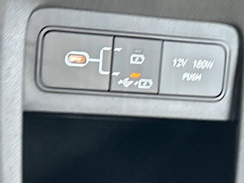 New 2025 Hyundai Ioniq 5 SEL image 35