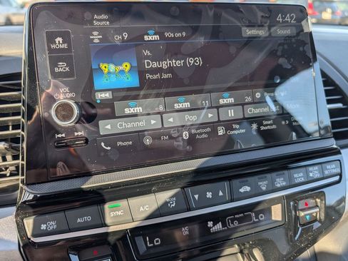 New 2026 Honda Odyssey EX-L image 13