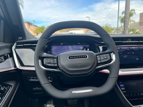 Used 2024 Jeep Wagoneer Launch Edition image 20