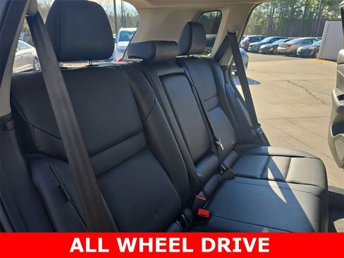 Used 2024 Nissan Rogue SV w/ SV Premium Package image 11