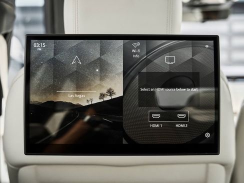 Used 2024 Land Rover Range Rover Long Wheelbase SE image 51