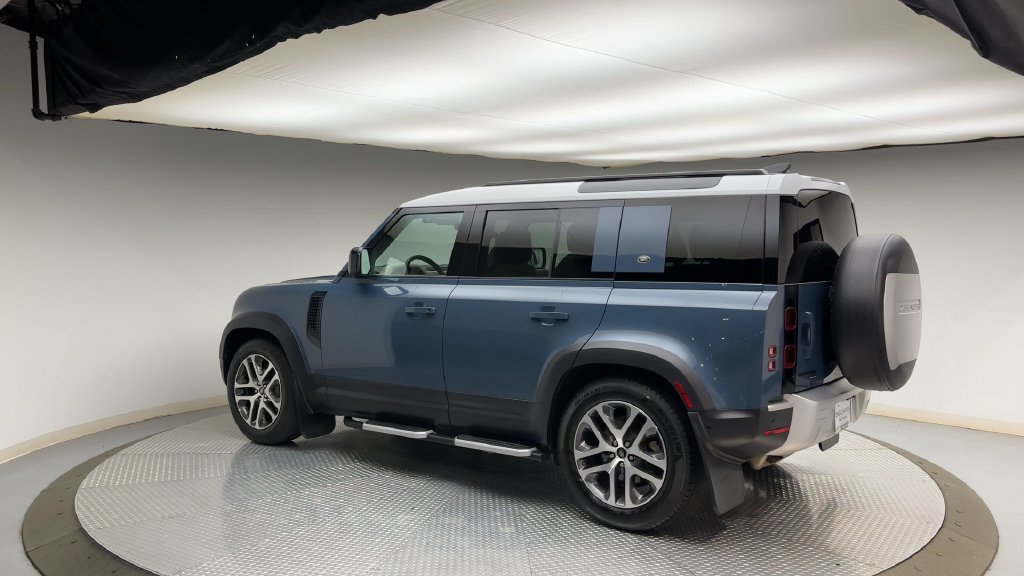 Used 2020 Land Rover Defender 110 HSE AWD/4WD image 4