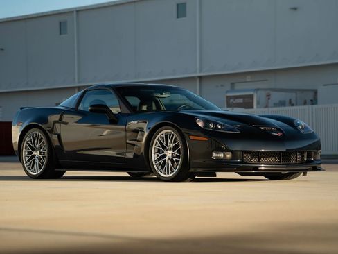 Used 2010 Chevrolet Corvette ZR1 w/ Preferred Equipment Group image 21