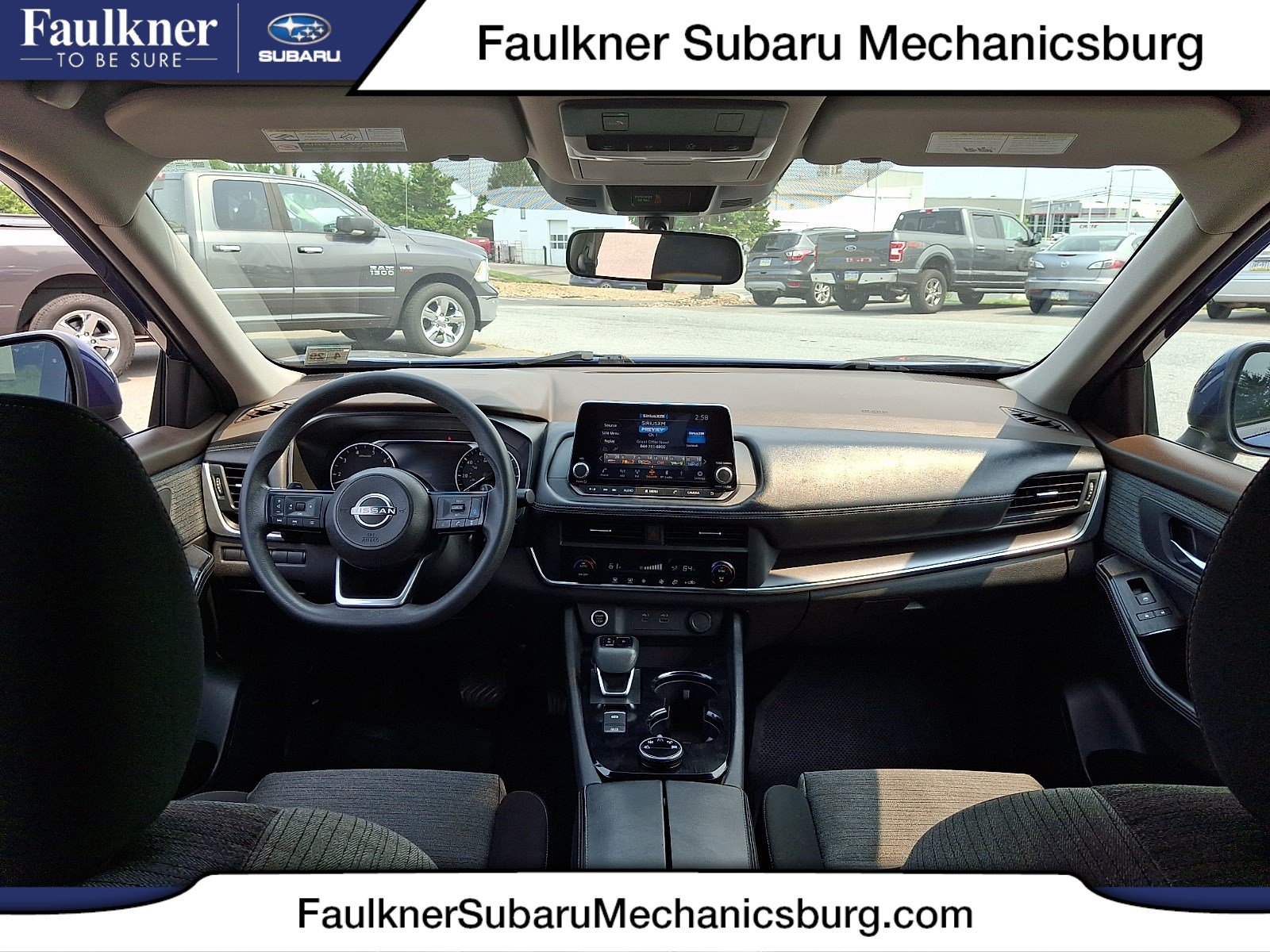 Used 2023 Nissan Rogue SV AWD/4WD image 1