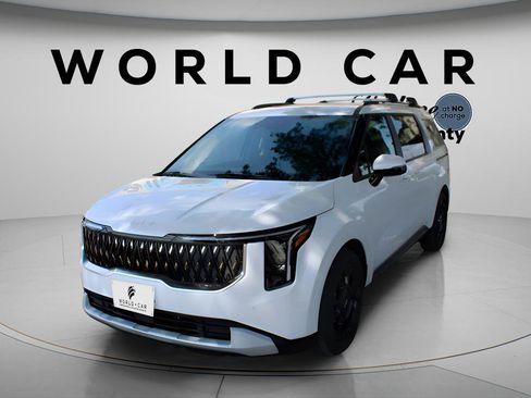 New 2026 Kia Carnival EX image 4
