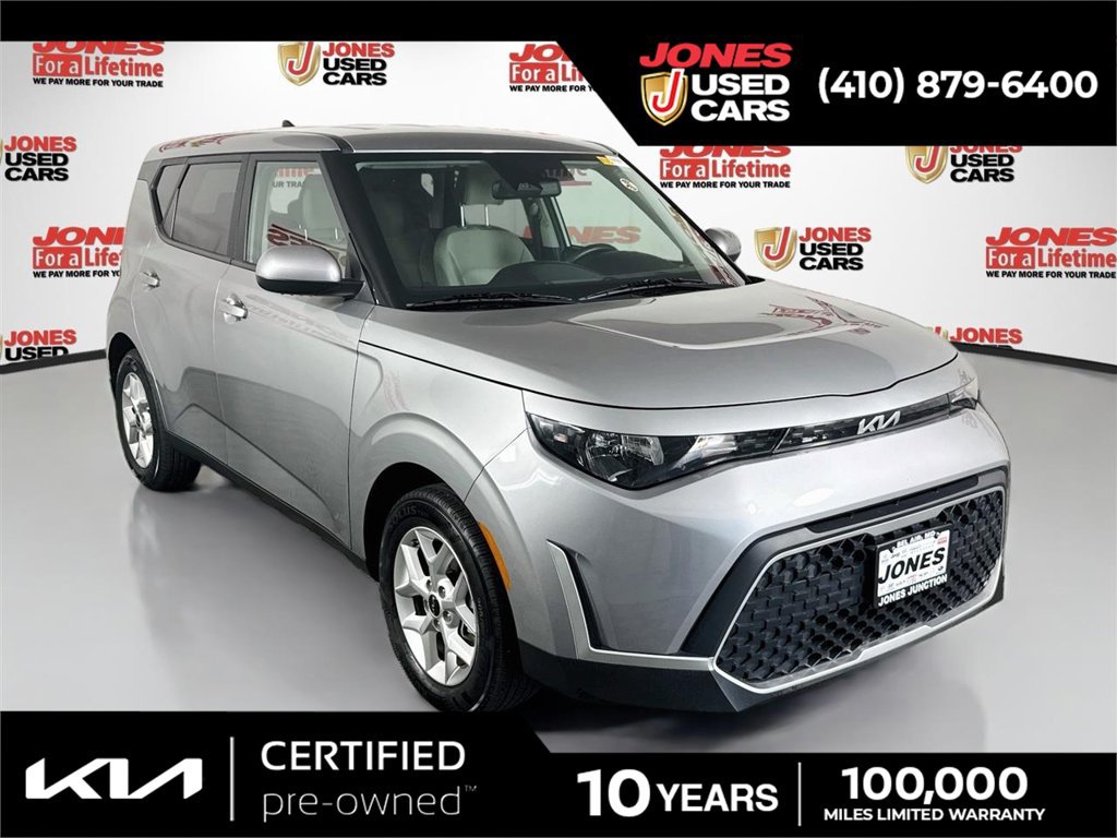 Used 2023 Kia Soul LX w/ LX Technology Package FWD image 1