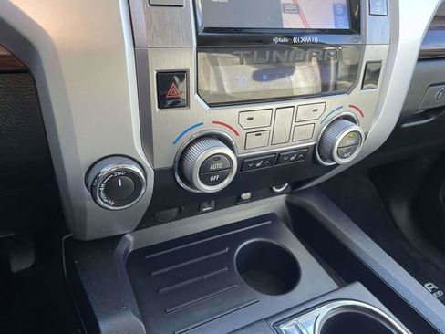 Used 2014 Toyota Tundra Limited w/ Limited Premium Package image 33