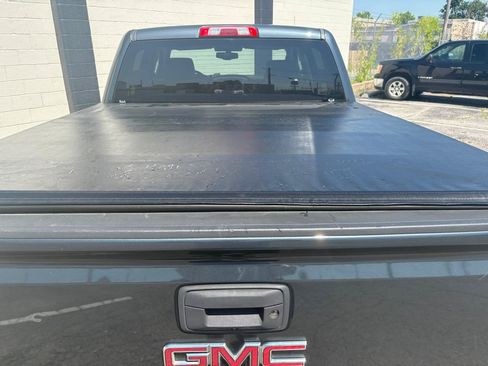 Used 2017 GMC Sierra 1500 SLT w/ Suspension Package, Off-Road AWD/4WD image 13