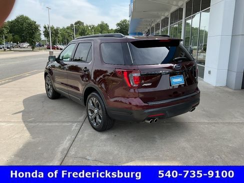 Used 2018 Ford Explorer Sport AWD/4WD image 3