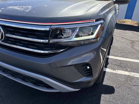 Used 2022 Volkswagen Atlas SE w/ Panoramic Sunroof Package image 9