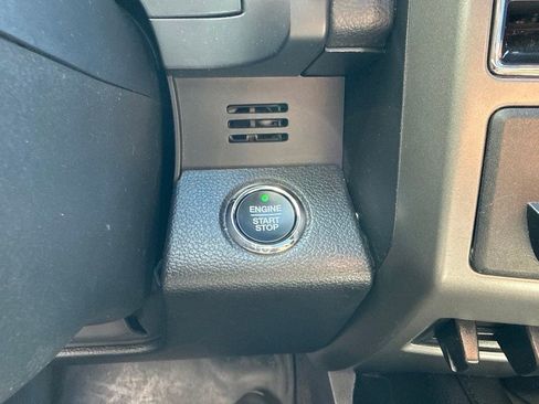 Used 2021 Ford Expedition XLT AWD/4WD image 18