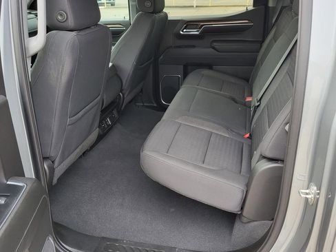 Certified 2023 Chevrolet Silverado 1500 LT AWD/4WD image 12
