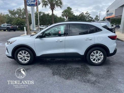 New 2026 Ford Escape Active w/ Tech Pack #1 FWD image 4