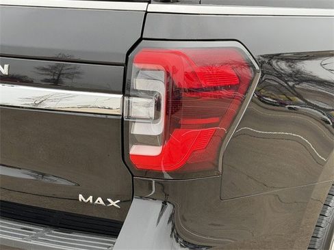 Used 2024 Ford Expedition Max Limited image 7