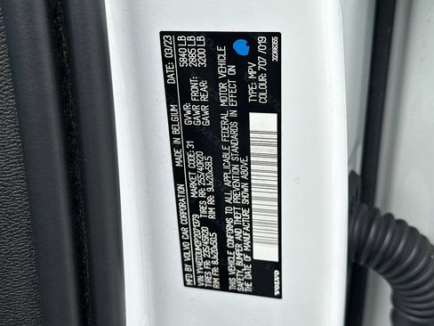 Certified 2023 Volvo XC40 Recharge Ultimate w/ Protection Package Premier image 36