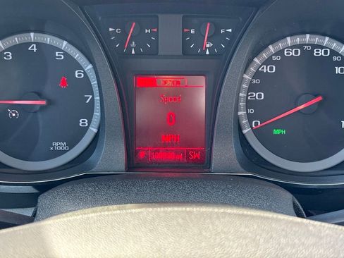 Used 2017 GMC Terrain SLE image 29