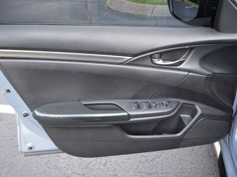 Used 2019 Honda Civic Sport image 9