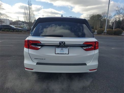 Certified 2024 Honda Odyssey EX-L image 5