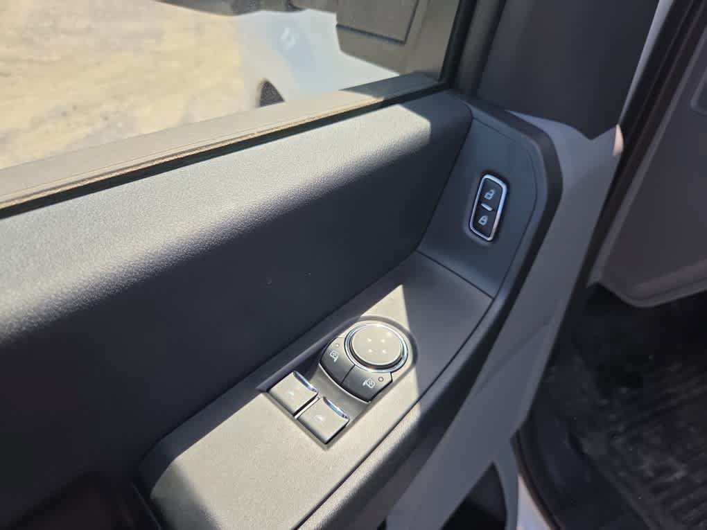 New 2025 Ford F350 XL w/ XL Chrome Package RWD image 15