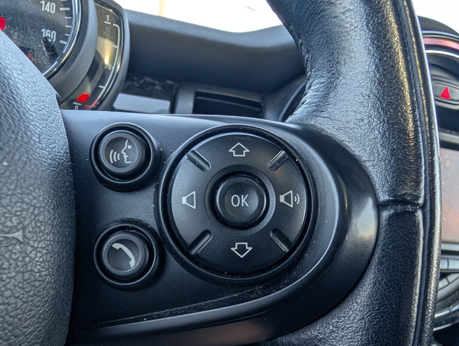 Used 2018 MINI Cooper S FWD image 14