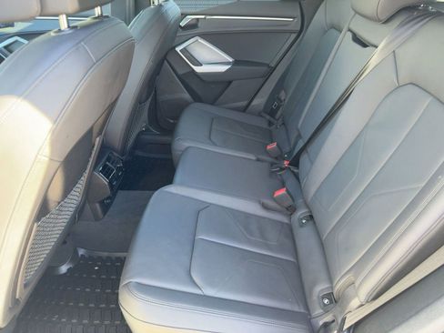 Certified 2025 Audi Q3 2.0T Premium w/ Convenience Package image 15