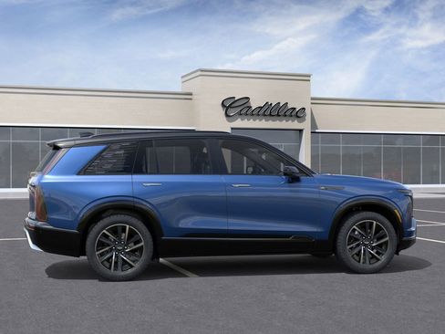 New 2026 Cadillac Vistiq Sport image 5