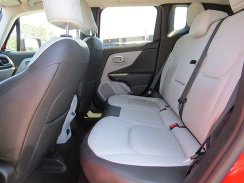 Certified 2021 Jeep Renegade Limited w/ Luxury Group II AWD/4WD image 13