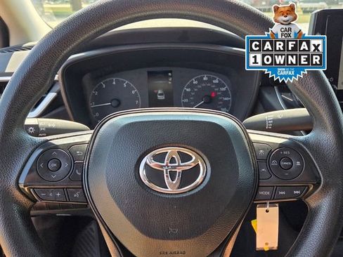 Used 2025 Toyota Corolla LE FWD image 24