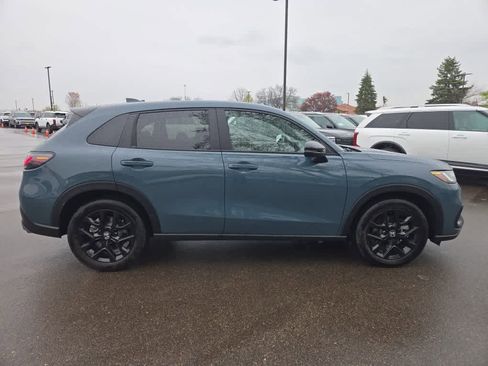 Used 2024 Honda HR-V Sport image 2