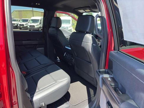 New 2025 Ford F150 Lariat w/ Equipment Group 501A Mid image 32