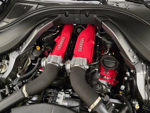 Used 2024 Ferrari Roma RWD image 26