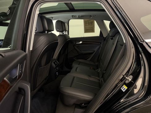 Used 2019 Audi Q5 2.0T Premium Plus w/ Premium Plus Package AWD/4WD image 15