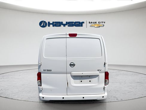 Used 2021 Nissan NV200 SV FWD image 6
