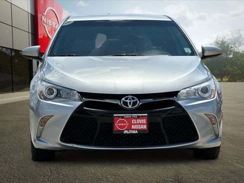 Used 2017 Toyota Camry SE FWD image 11
