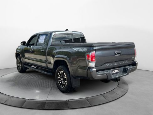 Used 2022 Toyota Tacoma TRD Sport AWD/4WD image 5