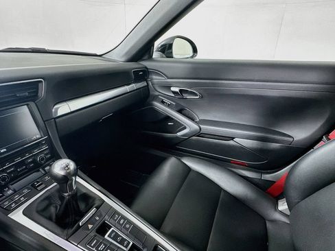 Used 2014 Porsche 911 Carrera RWD image 16