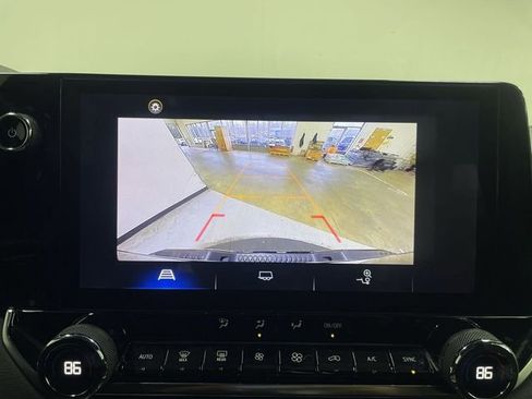 Used 2023 Chevrolet Colorado LT w/ LT Convenience Package image 17