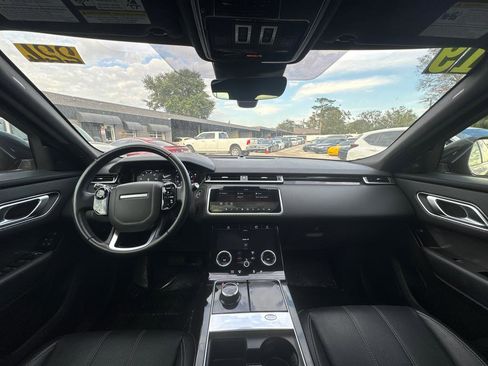 Used 2019 Land Rover Range Rover Velar S image 35