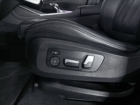 Used 2022 BMW X7 xDrive40i w/ M Sport Package image 20