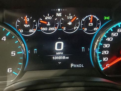 Used 2017 Chevrolet Suburban Premier image 44