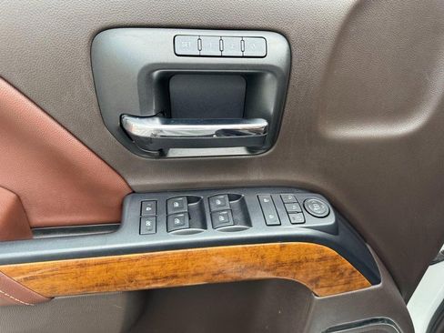 Used 2016 Chevrolet Silverado 2500 High Country w/ Duramax Plus Package AWD/4WD image 16