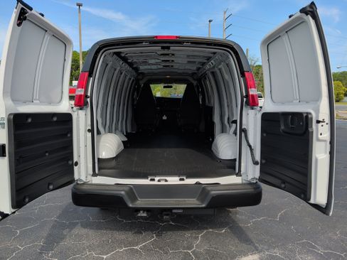New 2025 Chevrolet Express 2500 Extended w/ Driver Convenience Package image 9