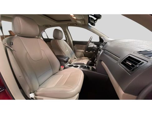 Used 2012 Ford Fusion Hybrid image 17