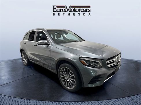 Used 2018 Mercedes-Benz GLC 300 4MATIC image 7